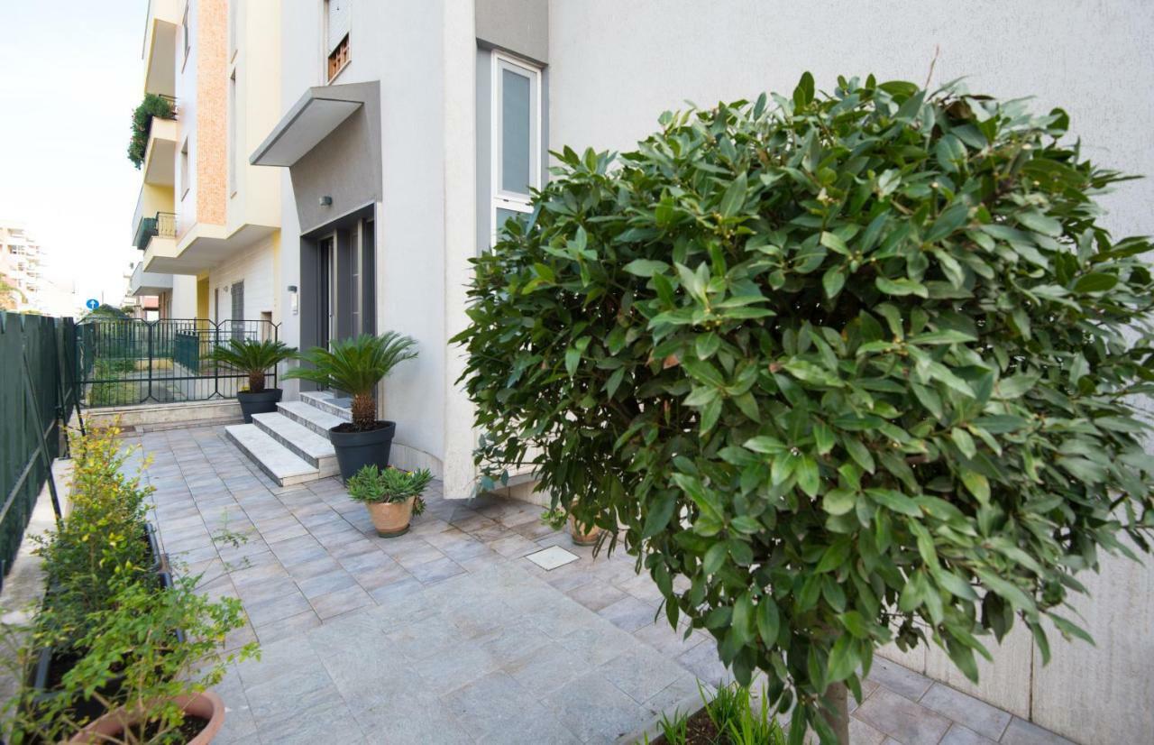 L'Angolo Di Oli' Lecce Exterior photo